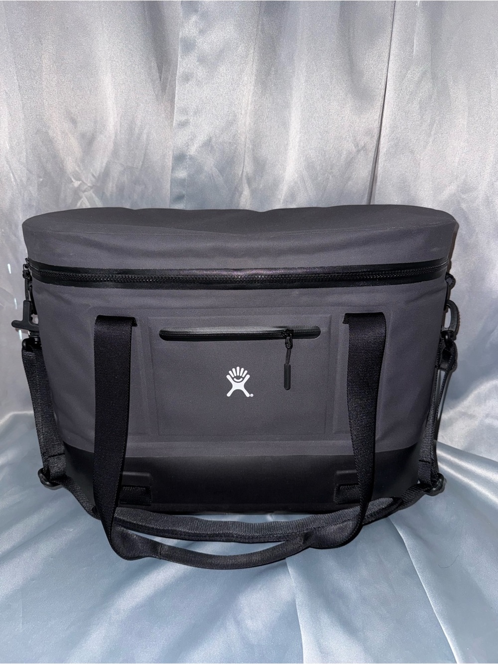 Hydro Flask Black Insulated Duffel Cooler Bag